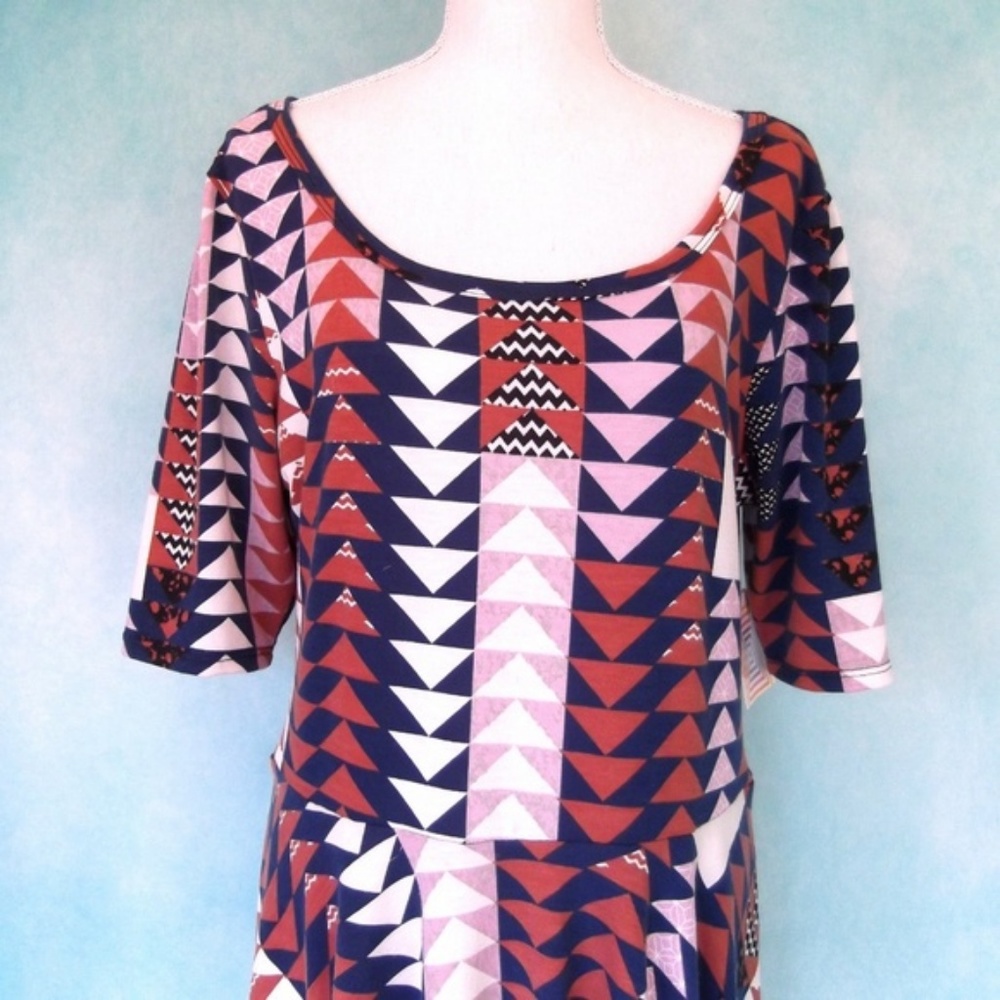 NWT LulaRoe Geo Print Nicole Dress 2XL